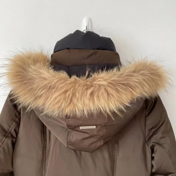 Soia & Kyo BROWN Down  Racoon Fur Hood Long Christy Parka Jacket Coat Sz S - Picture 9 of 13